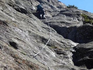 Klettern Fieschertal Bergführer Wallis Oggier